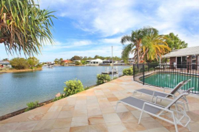 April 19 - Four Bedroom Home on Canal with Pool, Pontoon, Aircon & Wifi!, Sunshine Coast